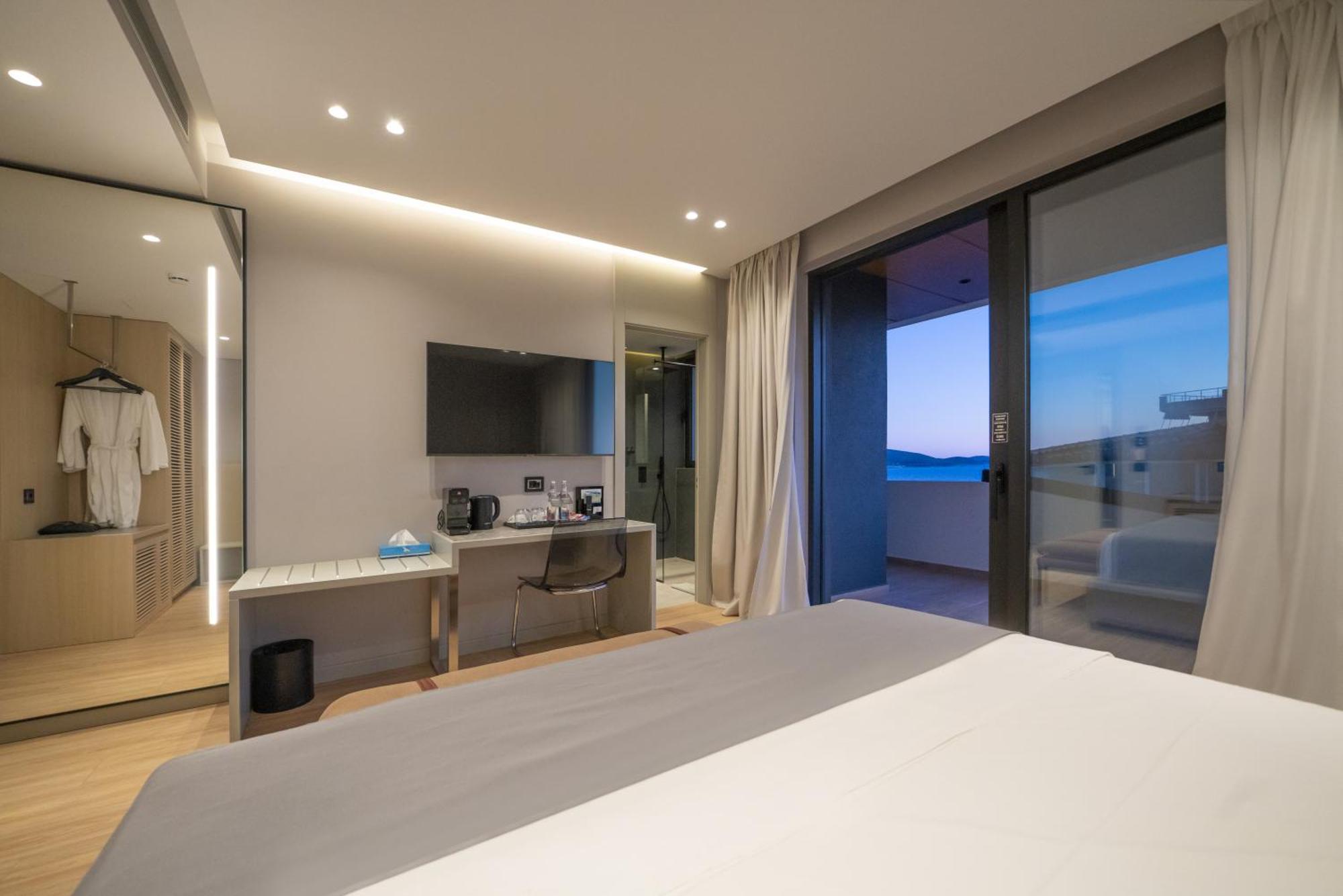 Yacht Premium Hotel Sarandë Exteriör bild